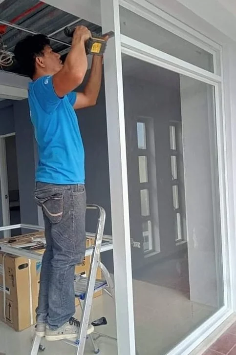 window glass repair